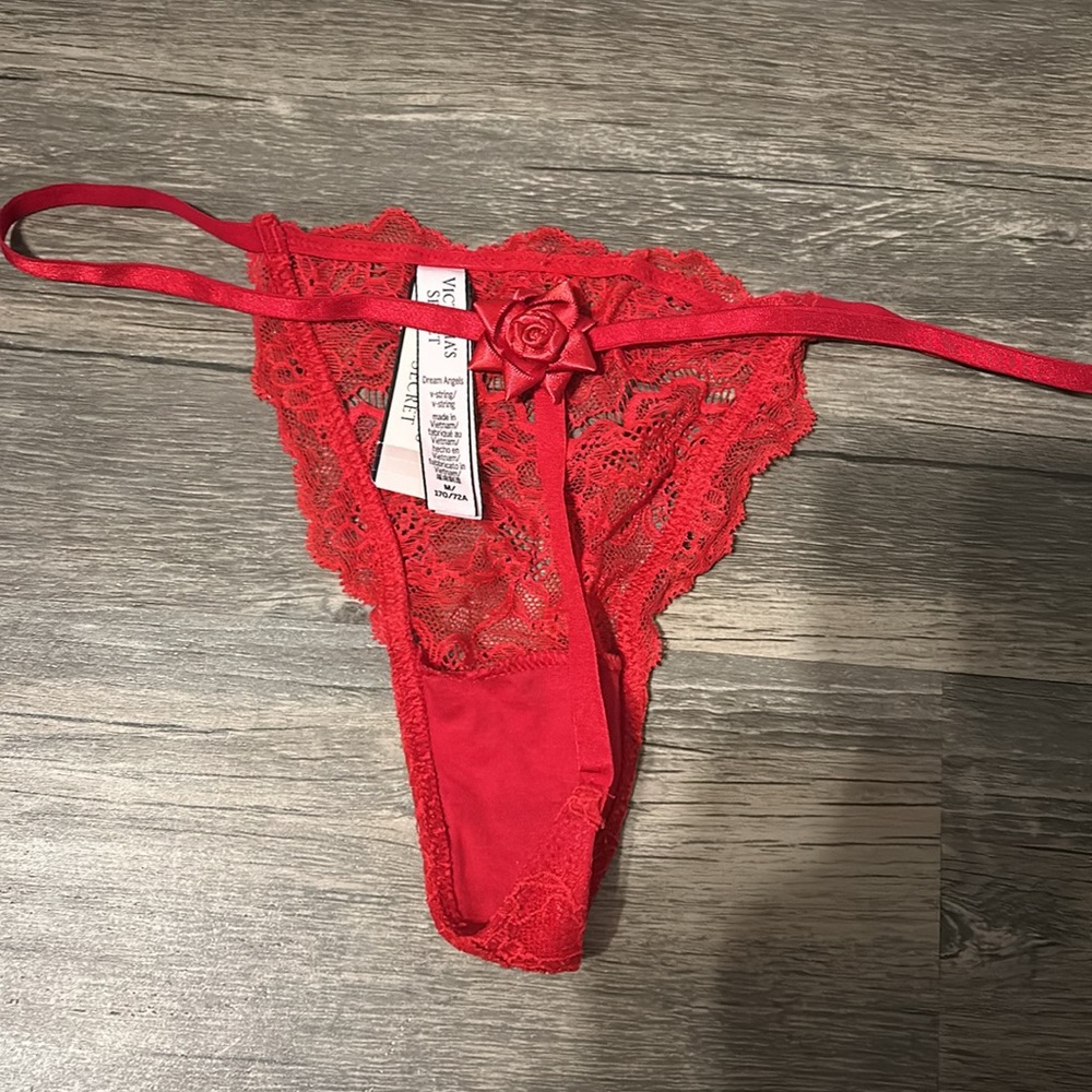Red lace Victoria's Secret v string bow thong dream angels